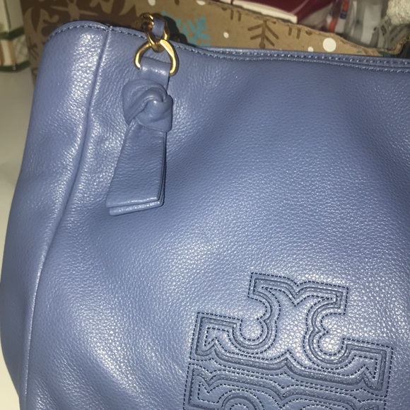 AUTHENTIC TORY BURCH PURSE - Picture 15 of 16